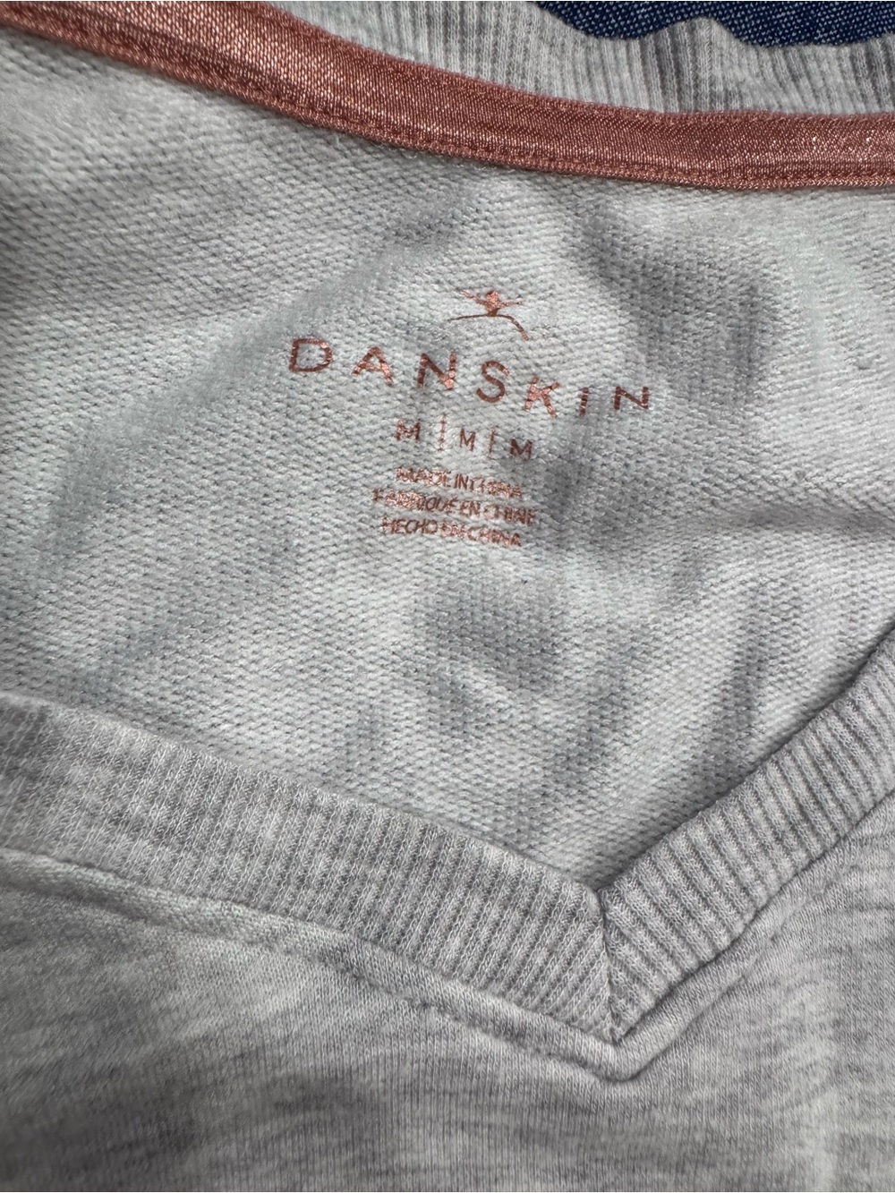 Danskin Light Gray V-Neck Twist Hem Sweatshirt - Picture 5 of 6